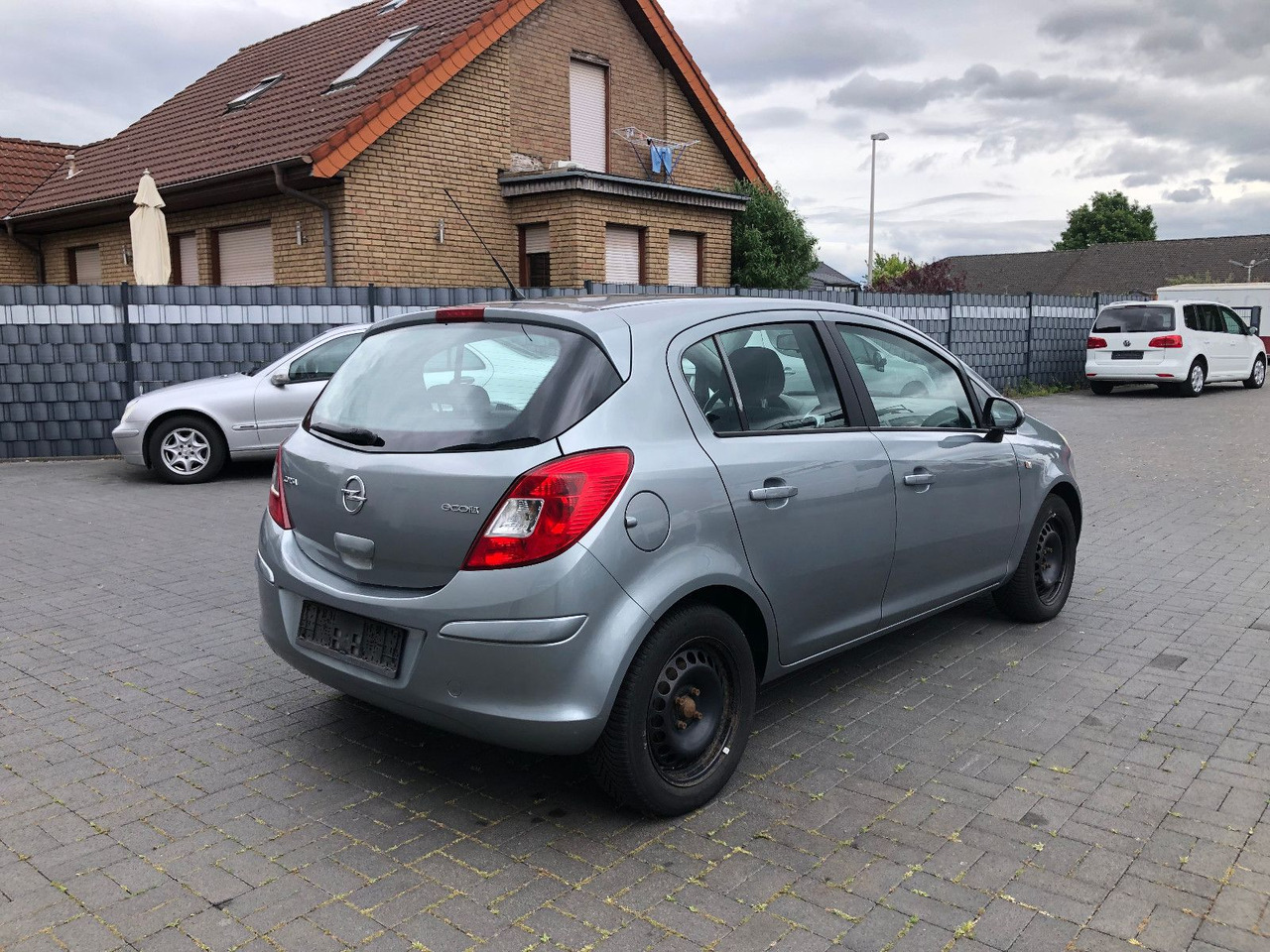 Opel Corsa 150 Jahre Opel 1.3 CDTi, Klima - Sedan: foto 2 Opel Corsa 150 Jahre Opel 1.3 CDTi, Klima - Sedan: foto 2