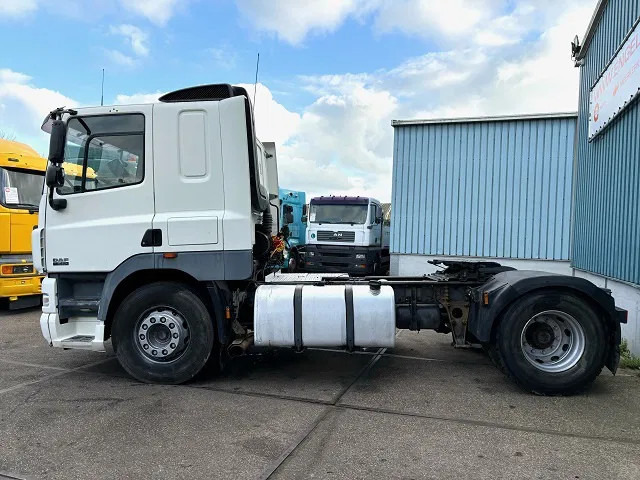 DAF CF 85.410 4x2 SLEEPERCAB (ZF16 MANUAL GEARBOX / EURO 5 / AIRCONDITIONING) - Cabeza tractora: foto 5 DAF CF 85.410 4x2 SLEEPERCAB (ZF16 MANUAL GEARBOX / EURO 5 / AIRCONDITIONING) - Cabeza tractora: foto 5
