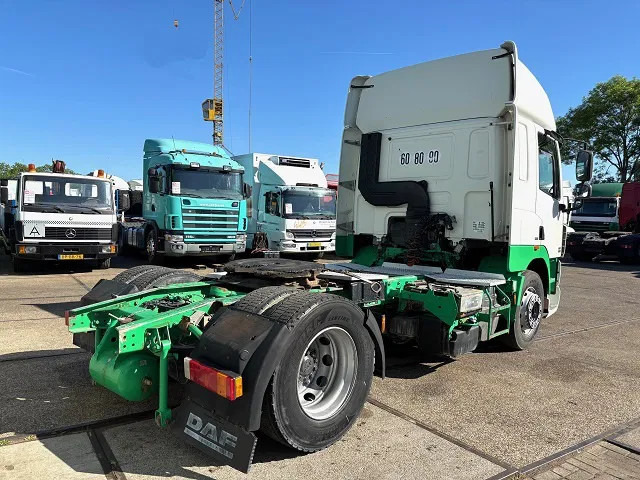 DAF CF 85.410 SPACECAB 4x2 (ZF16 MANUAL GEARBOX / MX-BRAKE / 995 LITER DIESELTANK / AIRCONDITIONING / FRIDGE UNTHER BED) - Cabeza tractora: foto 3 DAF CF 85.410 SPACECAB 4x2 (ZF16 MANUAL GEARBOX / MX-BRAKE / 995 LITER DIESELTANK / AIRCONDITIONING / FRIDGE UNTHER BED) - Cabeza tractora: foto 3