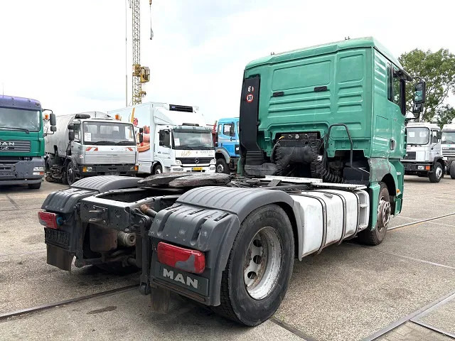 MAN TGA 18.460 FLT XL (6-CILINDER HEADS / ZF16 MANUAL GEARBOX / ZF-INTARDER / AIRCONDITIONING) - Cabeza tractora: foto 3 MAN TGA 18.460 FLT XL (6-CILINDER HEADS / ZF16 MANUAL GEARBOX / ZF-INTARDER / AIRCONDITIONING) - Cabeza tractora: foto 3