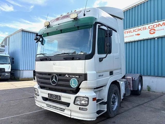 Mercedes-Benz Actros 1846 LS (MP2) (EPS WITH CLUTCH / RETARDER / 3-PEDALS/ AIRCONDITIONING / ETC) - Cabeza tractora: foto 1 Mercedes-Benz Actros 1846 LS (MP2) (EPS WITH CLUTCH / RETARDER / 3-PEDALS/ AIRCONDITIONING / ETC) - Cabeza tractora: foto 1