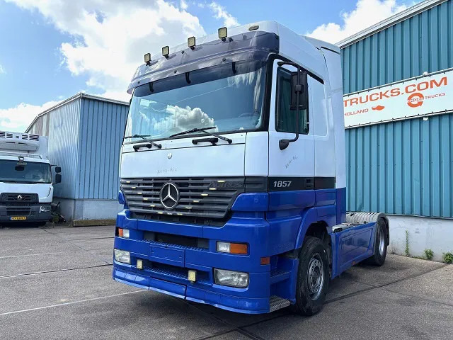 Cabeza tractora Mercedes-Benz Actros 1857 LS (MP1) MEGASPACE (EPS WITH CLUTCH (3-PEDALS) / RETARDER / REDUCTION AXLE / AIRCONDITIONING): foto 1