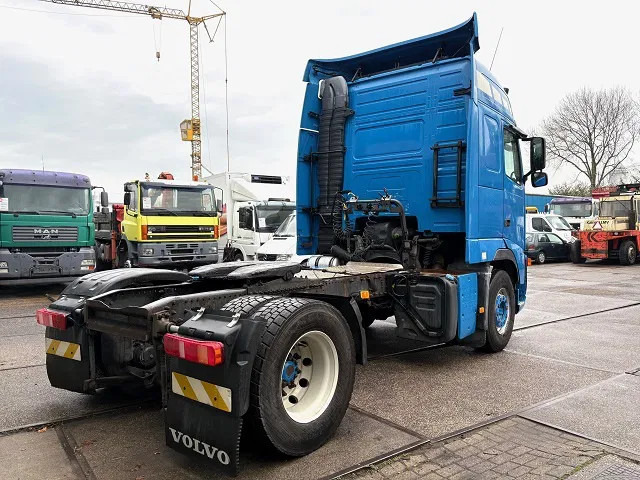 Volvo FH 400 GLOBETROTTER (VIN: 7B446149 / I-SHIFT / ADR-VLG / AIRCONDITIONING / COMPLETE SPOILERSET ON CABIN) - Cabeza tractora: foto 3 Volvo FH 400 GLOBETROTTER (VIN: 7B446149 / I-SHIFT / ADR-VLG / AIRCONDITIONING / COMPLETE SPOILERSET ON CABIN) - Cabeza tractora: foto 3