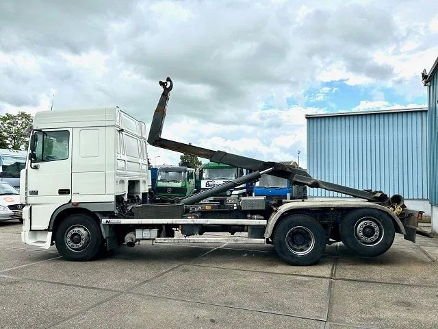 Camión multibasculante DAF 95.480 XF SPACECAB 6x2 WITH HOOK-ARM SYSTEM (EURO 3 / ZF16 MANUAL GEARBOX / ZF-INTARDER / STEEL-/AIR SUSPENSION / AIRCONDITIONIN: foto 6