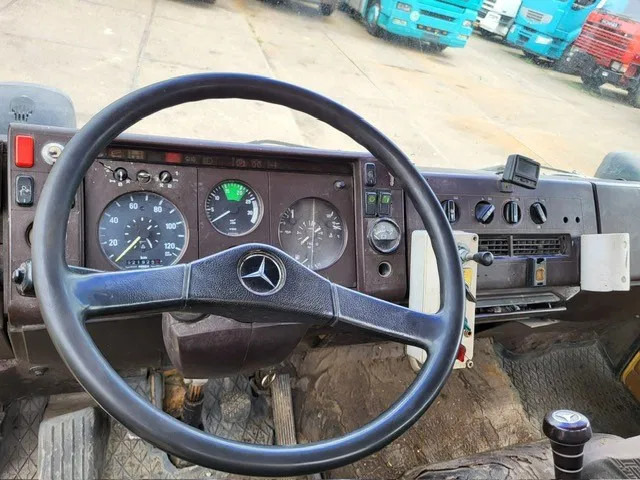 Camión volquete, Camión grúa Mercedes-Benz 1117 K (6-CILINDER) KIPPER WITH FERRARI CRANE (FULL STEEL SUSPENSION / MANUAL GEARBOX / P.T.O.): foto 6