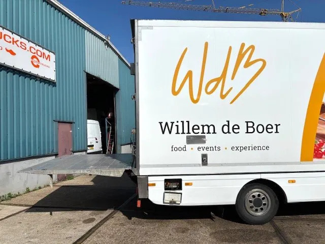 Camión frigorífico Mercedes-Benz Atego 816 L 4x2 ORIGINAL DUTCH COOLER TRUCK WITH CARRIER XARIOS 600D/E (MANUAL GEARBOX / AIRCONDITIONING / 2.000 KG. TAILLIFT): foto 13