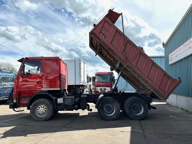 Scania R143-420 V8 6x4 FULL STEEL MEILLER KIPPER (MANUAL GEARBOX / FULL STEEL SUSPENSION / REDUCTION AXLES / HYDRAILIC KIT) - Camión volquete: foto 2 Scania R143-420 V8 6x4 FULL STEEL MEILLER KIPPER (MANUAL GEARBOX / FULL STEEL SUSPENSION / REDUCTION AXLES / HYDRAILIC KIT) - Camión volquete: foto 2