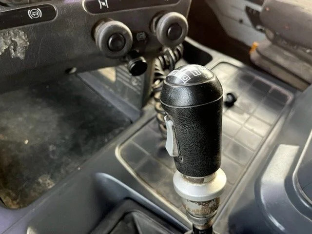 Camión volquete Scania R143-450 V8 STREAMLINE 6x2 FULL STEEL KIPPER (MANUAL GEARBOX / FULL STEEL SUSPENSION / 10 TIRES / ROBSON DRIVE / MECHANICAL PUMP: foto 10