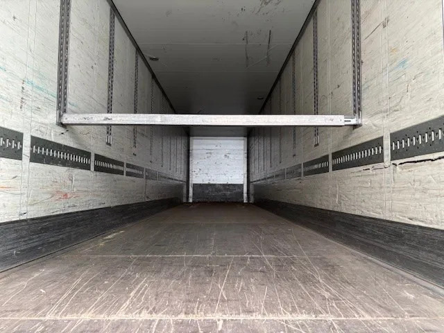 Semirremolque caja cerrada Schmitz Cargobull SKO 24 DOUBLE STOCK CLOSED BOX (BPW-AXLES / DRUM BRAKS / ABS-EBS BRAKES): foto 6