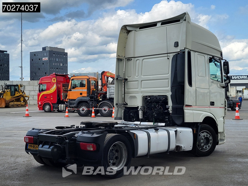 DAF XF 480 XF 4X2 DAMAGED! NL-Truck Mega 2X Tanks ACC Standklima Euro 6 - Cabeza tractora: foto 5 DAF XF 480 XF 4X2 DAMAGED! NL-Truck Mega 2X Tanks ACC Standklima Euro 6 - Cabeza tractora: foto 5