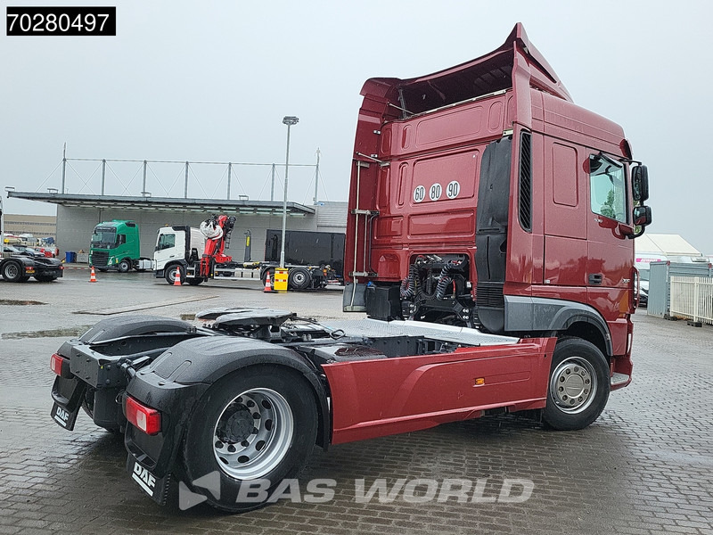 DAF XF 530 XF 4X2 Retarder ACC Standklima Euro 6 - Cabeza tractora: foto 5 DAF XF 530 XF 4X2 Retarder ACC Standklima Euro 6 - Cabeza tractora: foto 5