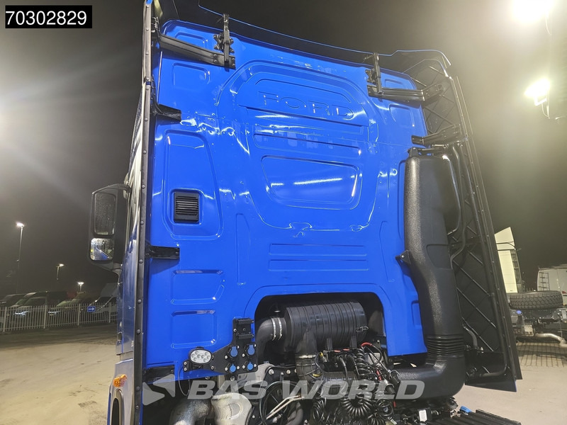 Ford F-Max 500 4X2 Mega Retarder 2xTanks Hebesattel Standklima - Cabeza tractora: foto 3 Ford F-Max 500 4X2 Mega Retarder 2xTanks Hebesattel Standklima - Cabeza tractora: foto 3