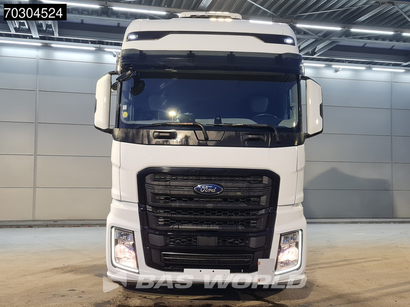 Cabeza tractora Ford F-Max 500 4X2 Retarder Standklima 2xTanks ACC LED Euro 6: foto 9 Cabeza tractora Ford F-Max 500 4X2 Retarder Standklima 2xTanks ACC LED Euro 6: foto 9