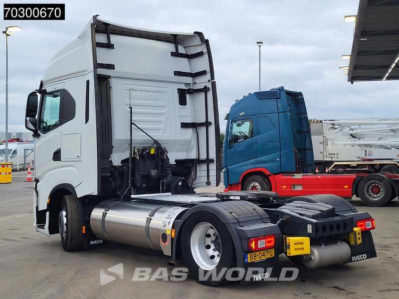 Iveco S-Way 460 4X2 LNG! NL-Truck Retarder 2xTanks Alcoa's Navi Euro 6 - Cabeza tractora: foto 2 Iveco S-Way 460 4X2 LNG! NL-Truck Retarder 2xTanks Alcoa's Navi Euro 6 - Cabeza tractora: foto 2