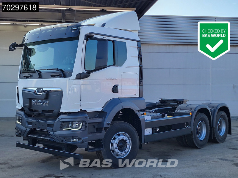 MAN TGS 33.440 6X4 NEW! Manual TN Euro2 Full-Steel Big-Axle Drumbrakes - Cabeza tractora: foto 1 MAN TGS 33.440 6X4 NEW! Manual TN Euro2 Full-Steel Big-Axle Drumbrakes - Cabeza tractora: foto 1