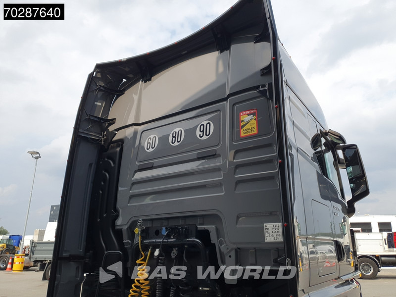 MAN TGX 18.520 4X2 Individual Lion S! GX Retarder Full-Air 2x Tanks Navi LED ACC Euro 6 - Cabeza tractora: foto 5 MAN TGX 18.520 4X2 Individual Lion S! GX Retarder Full-Air 2x Tanks Navi LED ACC Euro 6 - Cabeza tractora: foto 5