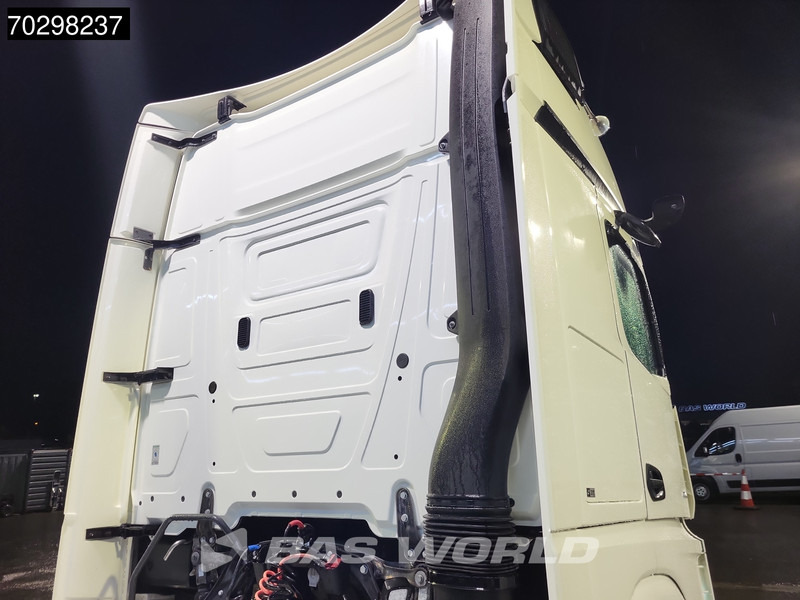 Cabeza tractora Mercedes-Benz Actros 1845 4X2 Retarder Mega 2xTanks Standklima Xenon Navi ACC Euro 6: foto 11 Cabeza tractora Mercedes-Benz Actros 1845 4X2 Retarder Mega 2xTanks Standklima Xenon Navi ACC Euro 6: foto 11
