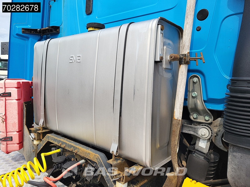 Cabeza tractora Mercedes-Benz Actros 2651 6X4 StreamSpace Retarder 2x Tanks Big-Axle ADR Xenon Hydraulik: foto 12