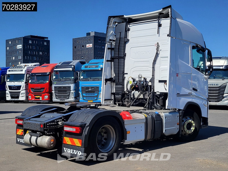 Volvo FH 460 4X2 LNG VEB+ I-ParkCool LED ACC - Cabeza tractora: foto 5 Volvo FH 460 4X2 LNG VEB+ I-ParkCool LED ACC - Cabeza tractora: foto 5