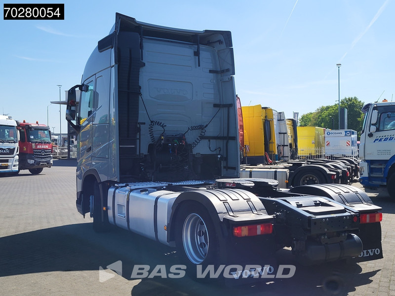 Volvo FH 460 FH 4X2 VEB+ 2x Tanks LED ACC - Cabeza tractora: foto 2 Volvo FH 460 FH 4X2 VEB+ 2x Tanks LED ACC - Cabeza tractora: foto 2