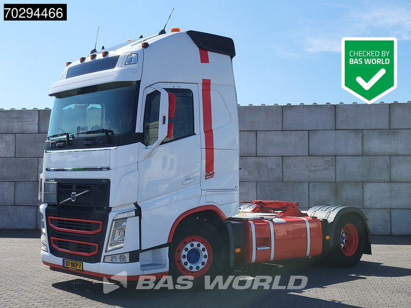 Volvo FH 540 4X2 XL NL-Truck 2xTanks ADR ACC Xenon I-Park Cool Compressor Euro 6 - Cabeza tractora: foto 1 Volvo FH 540 4X2 XL NL-Truck 2xTanks ADR ACC Xenon I-Park Cool Compressor Euro 6 - Cabeza tractora: foto 1