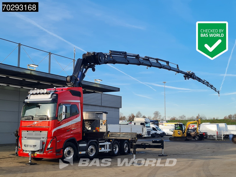 Volvo FH16 650 FH16 8X2 Tractorhead HMF 7020K-RCS Crane + Fly-Jib Lift+Steering Axle Navi ACC - Cabeza tractora: foto 1 Volvo FH16 650 FH16 8X2 Tractorhead HMF 7020K-RCS Crane + Fly-Jib Lift+Steering Axle Navi ACC - Cabeza tractora: foto 1