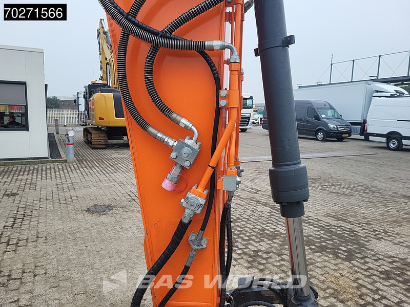 Excavadora de ruedas Doosan DX140 W-5 OIL QUICK - GERMAN: foto 13