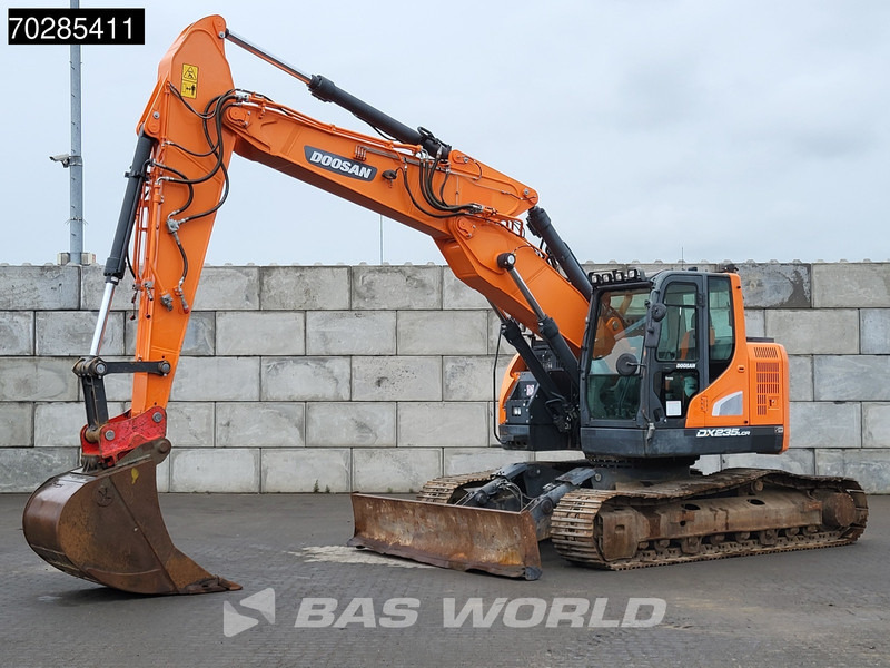 Doosan DX235 LCR-5 BLADE - 2 BUCKETS - GERMAN MACHINE - Excavadora de cadenas: foto 2 Doosan DX235 LCR-5 BLADE - 2 BUCKETS - GERMAN MACHINE - Excavadora de cadenas: foto 2