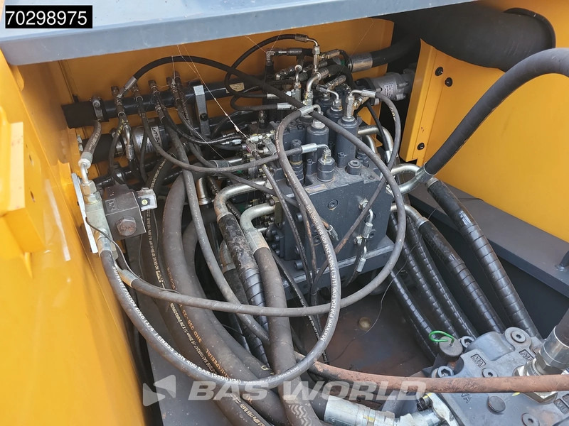 Excavadora de cadenas nuevo Hyundai HX360 L: foto 20 Excavadora de cadenas nuevo Hyundai HX360 L: foto 20