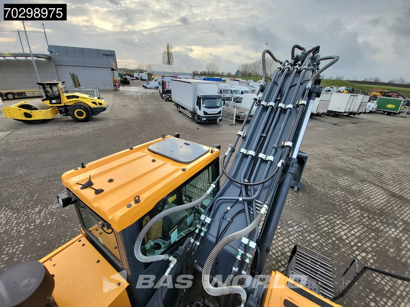 Excavadora de cadenas nuevo Hyundai HX360 L: foto 12 Excavadora de cadenas nuevo Hyundai HX360 L: foto 12