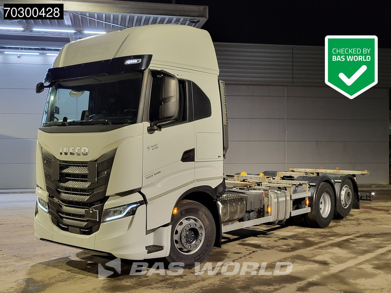 Iveco S-Way 510 6X2 Retarder Full Air Lift Axle BDF Euro 6 - Camión portacontenedore/ Intercambiable: foto 1 Iveco S-Way 510 6X2 Retarder Full Air Lift Axle BDF Euro 6 - Camión portacontenedore/ Intercambiable: foto 1