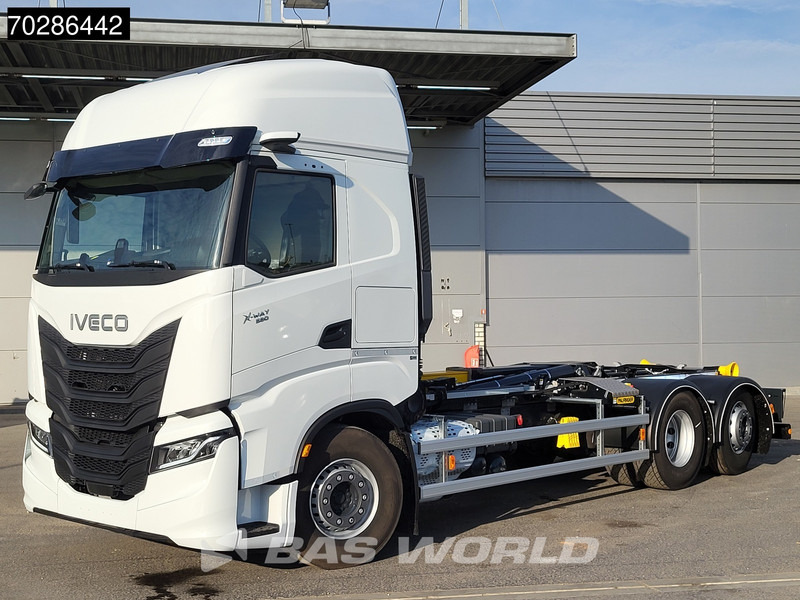 Iveco X-Way 580 6X2 NEW Palfinger PHT20SLD5 Hooklift Lift+steering Axle Automatic Navi ACC LED - Camión multibasculante: foto 5 Iveco X-Way 580 6X2 NEW Palfinger PHT20SLD5 Hooklift Lift+steering Axle Automatic Navi ACC LED - Camión multibasculante: foto 5
