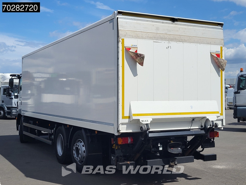 MAN TGM 26.320 6X2 2000kg Ladebordwand Automatic Lift+steering axle Navi Euro 6 - Camión caja cerrada: foto 2 MAN TGM 26.320 6X2 2000kg Ladebordwand Automatic Lift+steering axle Navi Euro 6 - Camión caja cerrada: foto 2