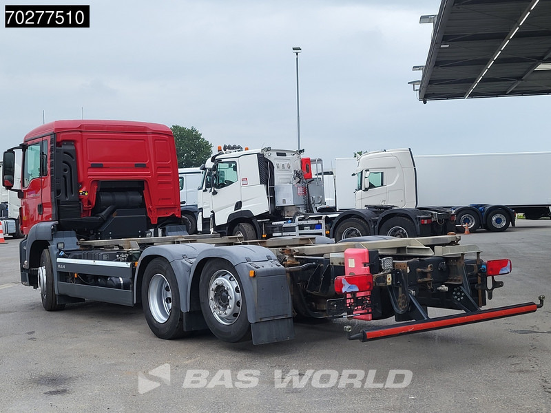 MAN TGS 26.320 6X2 BDF ADR Lift+lenkasche Automatic Euro 6 - Camión portacontenedore/ Intercambiable: foto 5 MAN TGS 26.320 6X2 BDF ADR Lift+lenkasche Automatic Euro 6 - Camión portacontenedore/ Intercambiable: foto 5