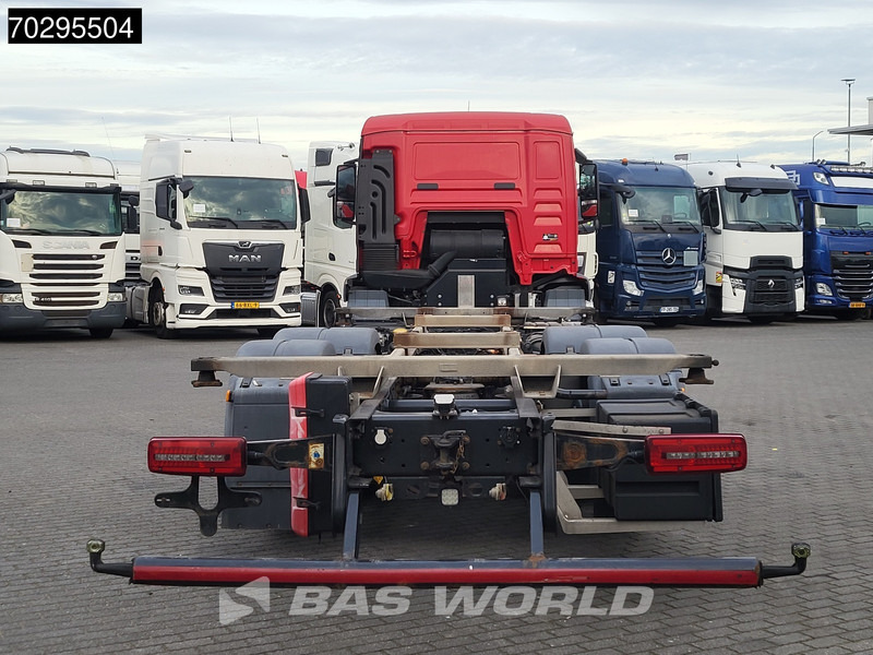 MAN TGS 26.320 TGS 6X2 ADR BDF Lift + Steering Axle Euro 6 - Camión portacontenedore/ Intercambiable: foto 3 MAN TGS 26.320 TGS 6X2 ADR BDF Lift + Steering Axle Euro 6 - Camión portacontenedore/ Intercambiable: foto 3