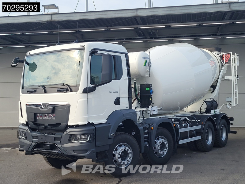 MAN TGS 41.440 8X4 New! 12m3 Stetter Steelsuspension Automatic Euro 6 - Camión hormigonera: foto 2 MAN TGS 41.440 8X4 New! 12m3 Stetter Steelsuspension Automatic Euro 6 - Camión hormigonera: foto 2