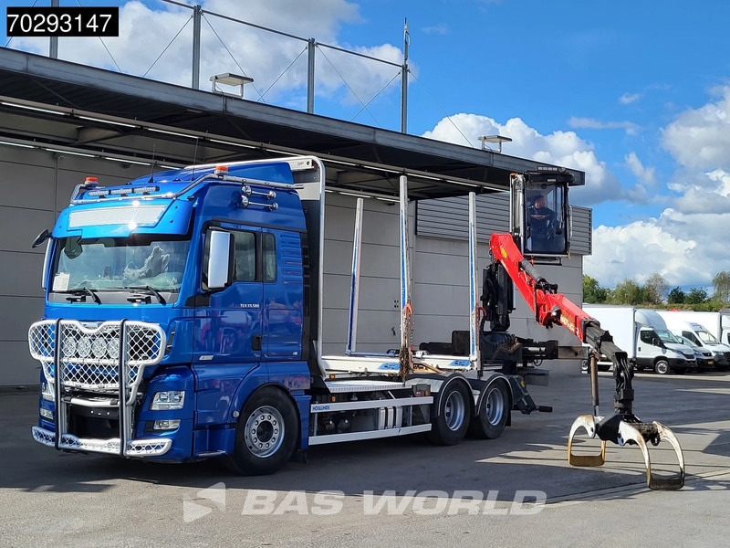 MAN TGX 33.580 TGX 6X4 Palfinger Epsilon Wood crane Holztransport Retarder Navi Xenon Euro 6 - Camión forestal, Camión grúa: foto 5 MAN TGX 33.580 TGX 6X4 Palfinger Epsilon Wood crane Holztransport Retarder Navi Xenon Euro 6 - Camión forestal, Camión grúa: foto 5