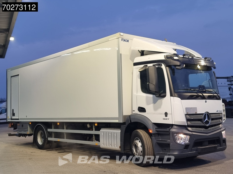 Camión caja cerrada Mercedes-Benz Actros 1827 4X2 2.000kg Ladebordwand Automatic Xenon ClassicSpace Euro 6: foto 12