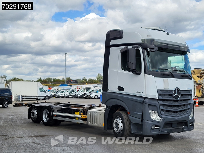 Mercedes-Benz Actros 2542 Actros 6X2 BigSpace Standklima Euro 6 - Camión portacontenedore/ Intercambiable: foto 3 Mercedes-Benz Actros 2542 Actros 6X2 BigSpace Standklima Euro 6 - Camión portacontenedore/ Intercambiable: foto 3