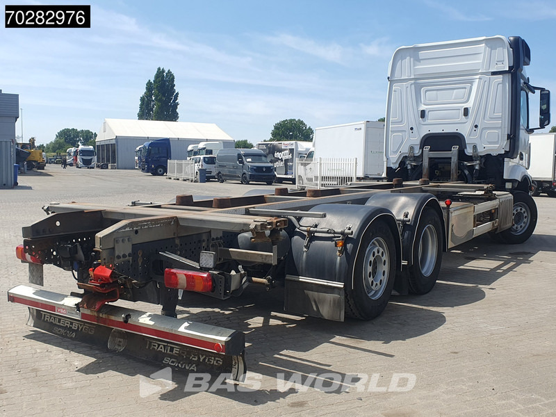 Mercedes-Benz Actros 2548 Actros 6X2 ACC Xenon Liftachse Euro 6 - Camión portacontenedore/ Intercambiable: foto 5 Mercedes-Benz Actros 2548 Actros 6X2 ACC Xenon Liftachse Euro 6 - Camión portacontenedore/ Intercambiable: foto 5