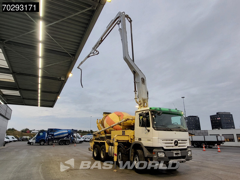 Mercedes-Benz Actros 3244 8X4 Retarder Putzmeister 24 Mtrs Pumi Big-Axle 3-Pedals Euro 4 - Bomba de hormigón: foto 3 Mercedes-Benz Actros 3244 8X4 Retarder Putzmeister 24 Mtrs Pumi Big-Axle 3-Pedals Euro 4 - Bomba de hormigón: foto 3