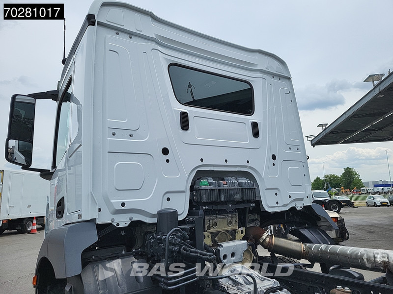 Mercedes-Benz Arocs 3743 8X4 NEW chassis Big-Axle Alcoa's Euro 6 - Camión chasis: foto 2 Mercedes-Benz Arocs 3743 8X4 NEW chassis Big-Axle Alcoa's Euro 6 - Camión chasis: foto 2