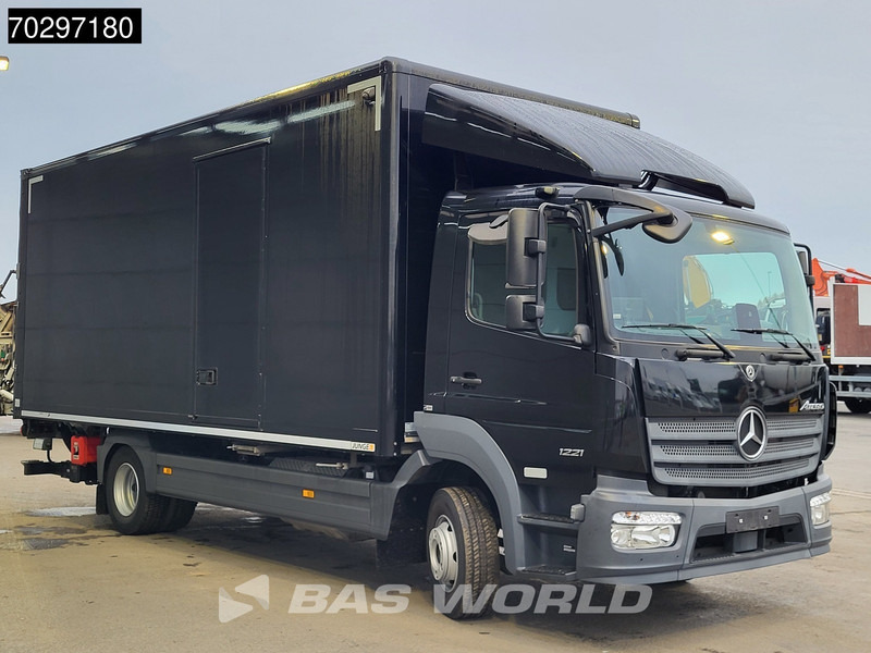 Mercedes-Benz Atego 1221 4X2 1500kg Ladebordwand Automatic Euro 6 - Camión caja cerrada: foto 3 Mercedes-Benz Atego 1221 4X2 1500kg Ladebordwand Automatic Euro 6 - Camión caja cerrada: foto 3