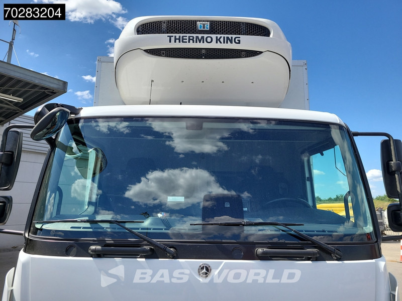 Camión frigorífico Mercedes-Benz Atego 1524 4X2 Ladebordwand Euro 6: foto 9