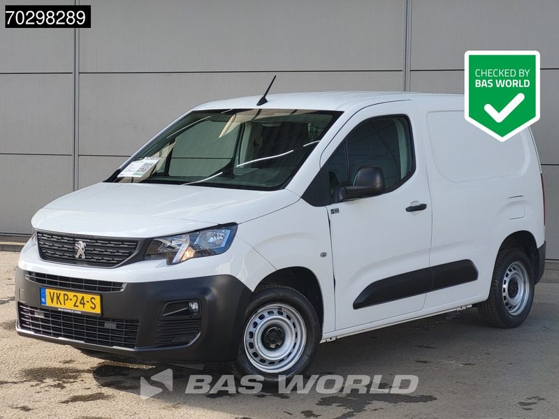 Peugeot Partner 110PK Benzine Emissievrij L1H1 Navi Airco Cruise Parkeersensoren Euro6 L1 Kompakt A/C Cruise control - Furgoneta pequeña: foto 1 Peugeot Partner 110PK Benzine Emissievrij L1H1 Navi Airco Cruise Parkeersensoren Euro6 L1 Kompakt A/C Cruise control - Furgoneta pequeña: foto 1