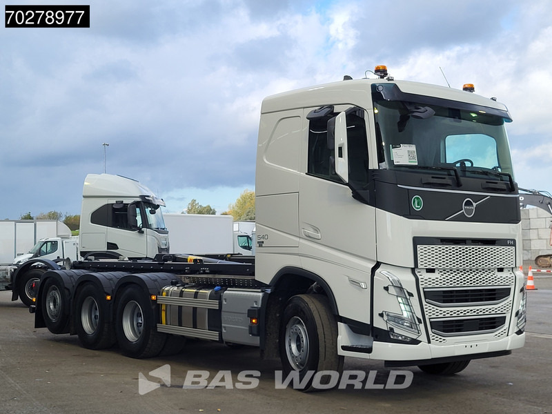 Camión multibasculante nuevo Volvo FH 540 8X4 NEW! HYVA 30-62 Heavy-Duty Lift-Steering Axle Retarder Euro 6: foto 10