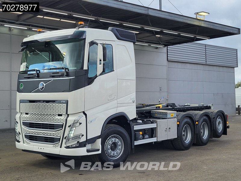 Camión multibasculante nuevo Volvo FH 540 8X4 NEW! HYVA 30-62 Heavy-Duty Lift-Steering Axle Retarder Euro 6: foto 8