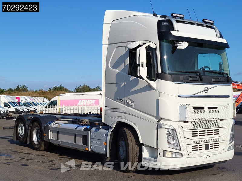 Volvo FH 540 FH 6X2 Retarder Lift-Axle ACC Xenon Euro 6 - Camión portacontenedore/ Intercambiable: foto 3 Volvo FH 540 FH 6X2 Retarder Lift-Axle ACC Xenon Euro 6 - Camión portacontenedore/ Intercambiable: foto 3