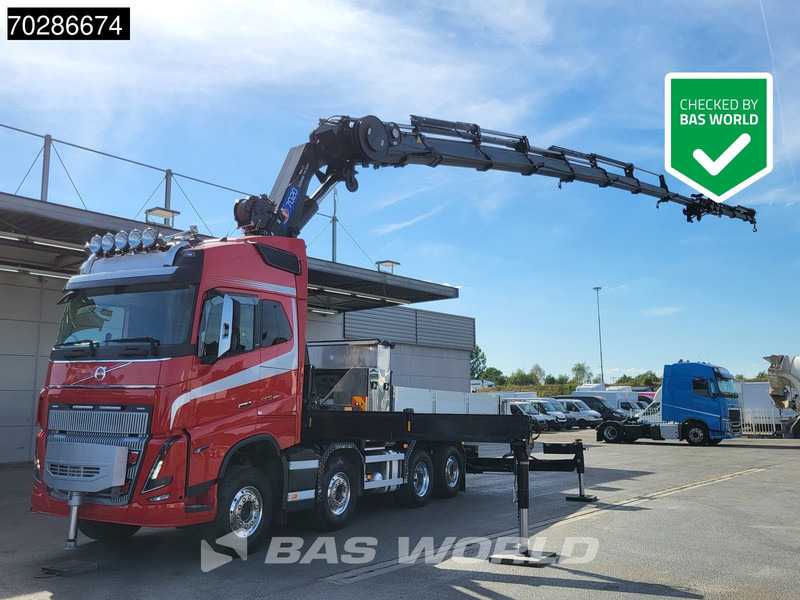 Volvo FH16 650 FH16 8X2 HMF 7020K-RCS Crane + Fly-Jib Lift+Steering-Axle Navi LED ACC Euro 6 - Camión caja abierta, Camión grúa: foto 1 Volvo FH16 650 FH16 8X2 HMF 7020K-RCS Crane + Fly-Jib Lift+Steering-Axle Navi LED ACC Euro 6 - Camión caja abierta, Camión grúa: foto 1