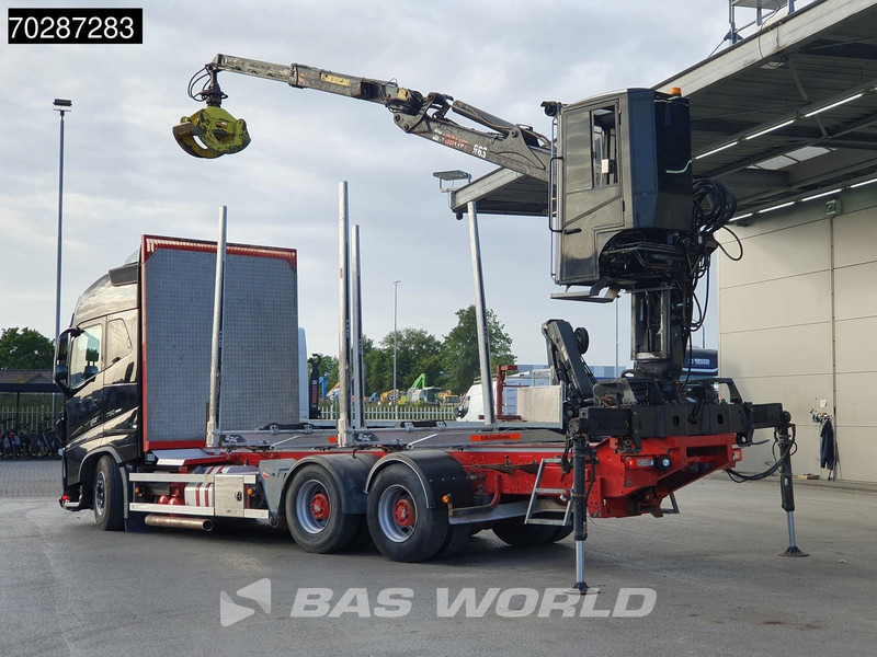Volvo FH16 750 FH16 6X4 HIAB E96S 79 wood crane Retarder Dynamic-Steering Big-Axle Euro 6 - Camión forestal, Camión grúa: foto 2 Volvo FH16 750 FH16 6X4 HIAB E96S 79 wood crane Retarder Dynamic-Steering Big-Axle Euro 6 - Camión forestal, Camión grúa: foto 2